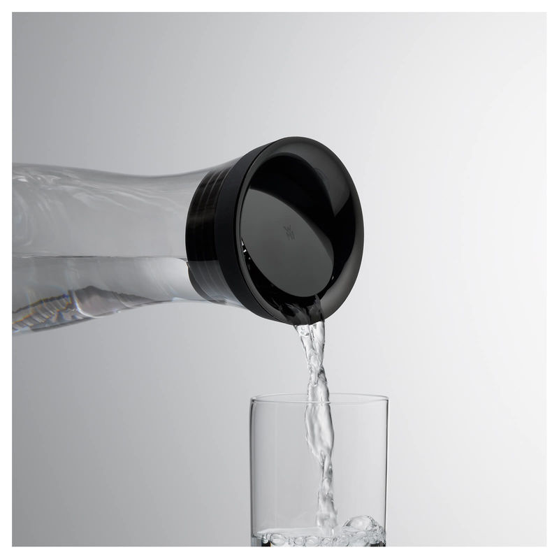 Water decanter 1.0l black Basic